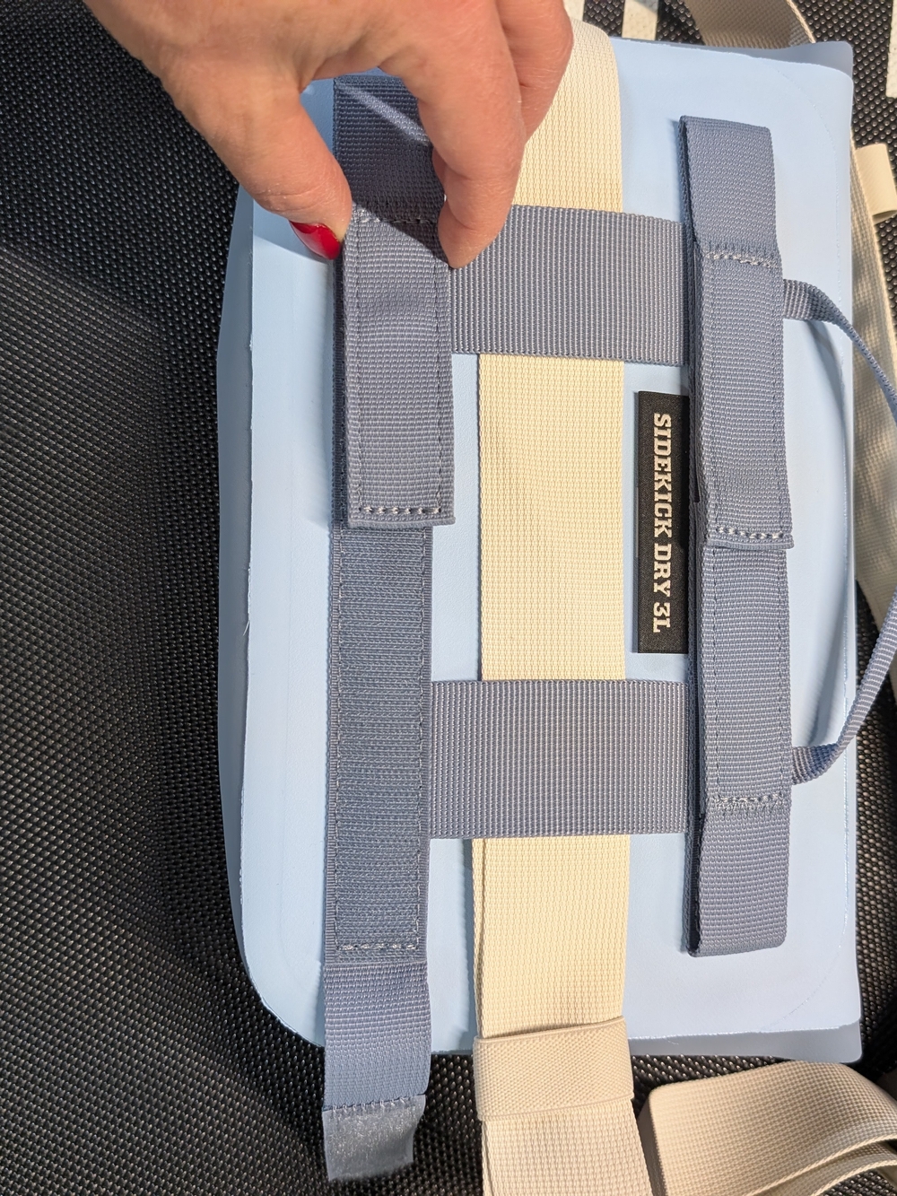 Yeti Light Blue Crossbody Belt Bag with Cream Strap - Picture 9 of 11